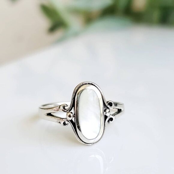 Sterling Silver Mother of Pearl Ring, Women's Ring, Anniversary, Gift for wife - Picture 1 of 10